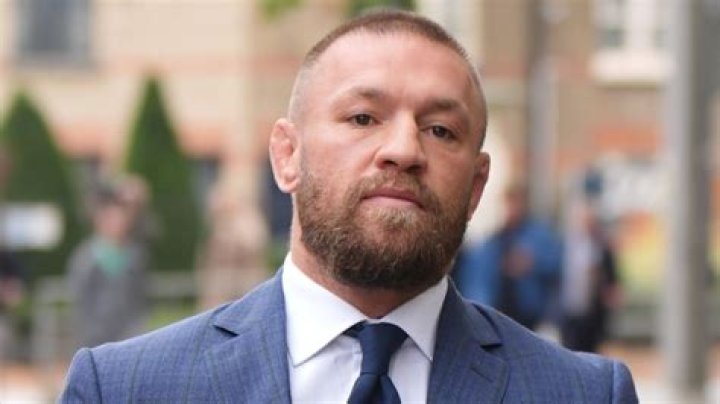 Azealia Banks launches vile rant against Irish people and then asks Conor McGregor to save her from