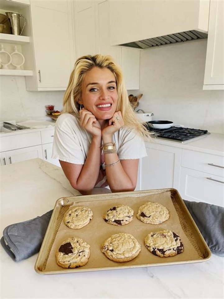Daphne Oz Chocolate Chip Cookies Recipe