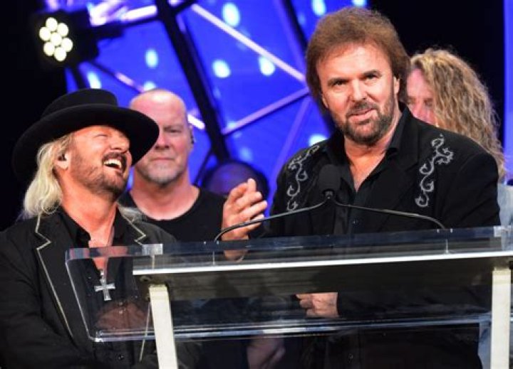 Donnie Van Zant – Biography, Net, Family, Singer Facts