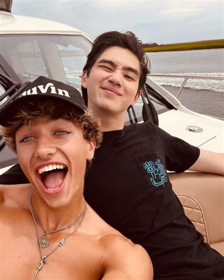 Gavin Casalegno | SyncVib
