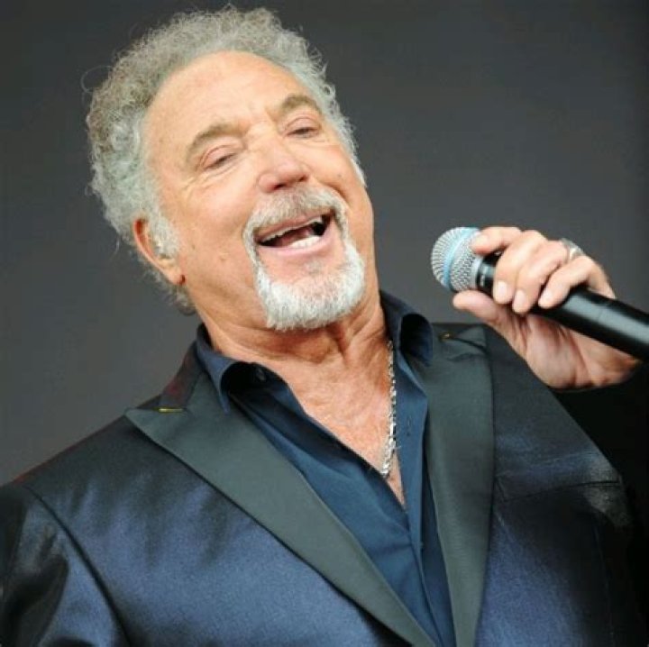 Jonathan Berkery Who Is Tom Jones Son