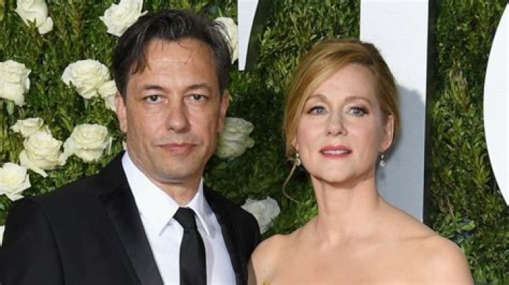 Laura Linney Bio, Age, Height, Husband and Net Worth