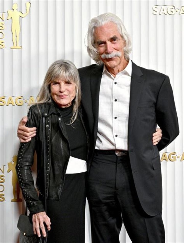 Mo Collins Height, Body Net Worth, Net Worth, Husband, Children